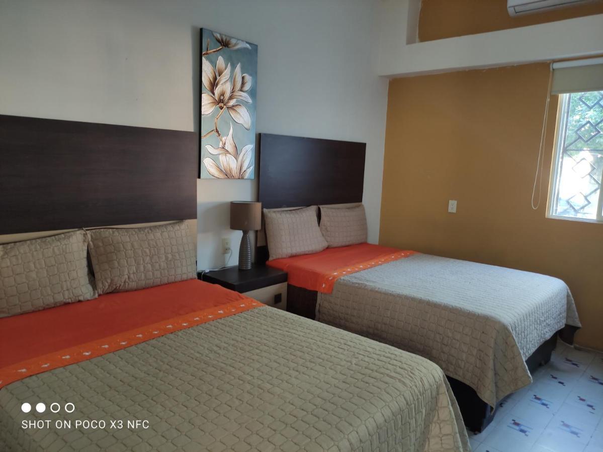 Hotel Del Bosque Torreón Esterno foto